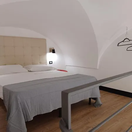 All'1 di Rajno' Relaxing ApartHotel Lecce Esterno foto